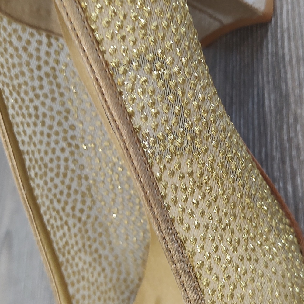 Like New NINA Sparkly Gold Pumps Shoes Heels Leather Soles 7.5 - Picture 12 of 13